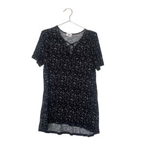 Old navy fit and flare top with lace up tie size large